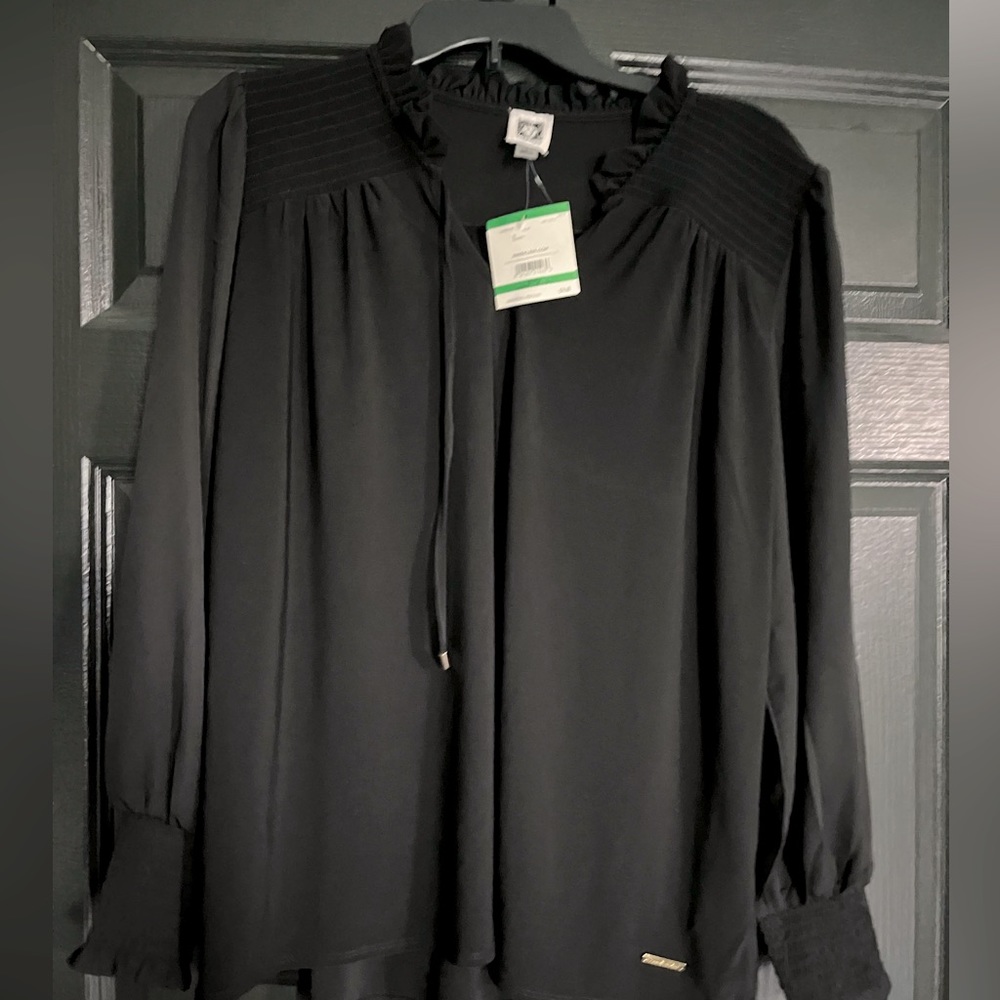 Anne Klein black blouse. New w/tags! Size Large.
